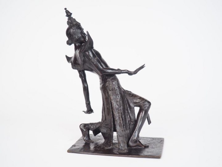 Léopold SAVINE. "Danseuse asiatique". Sculpture en bronze à patine méd