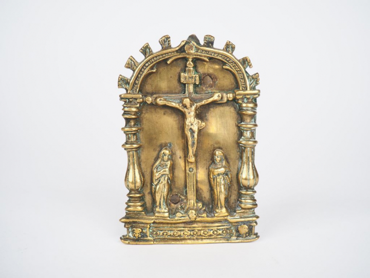 Baiser de paix Louis XIV en bronze représentant les Saintes femmes au 