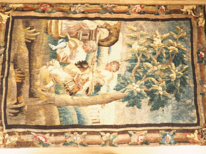 Tapisserie XVIIIème "le four à pain"  Dim. 238 x 156 cm   (restauratio