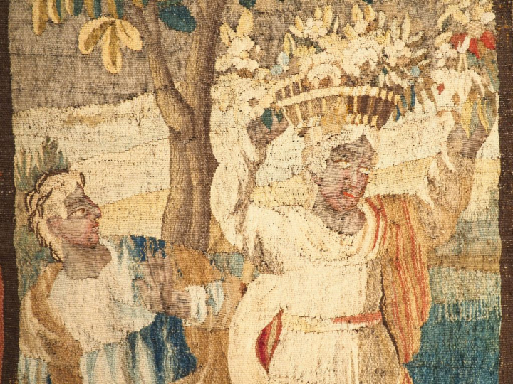 Tapisserie XVIIIème "la cueillette". Dim. 238 x 156 cm (restaurations 