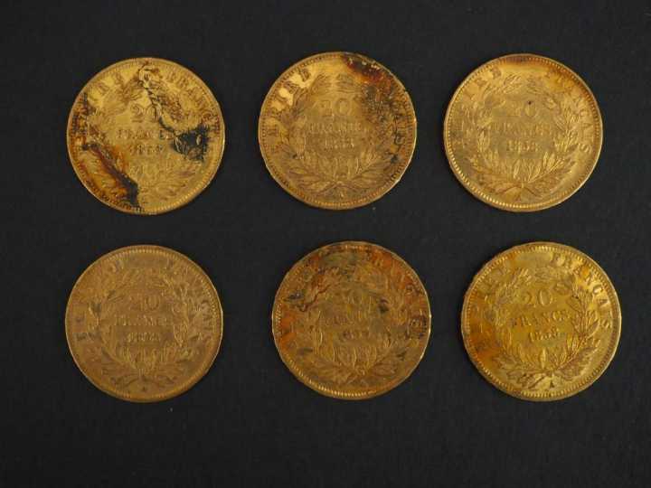 Six pièces de 20 francs or, 1858-A. FRAIS ACHETEURS 5% TTC.