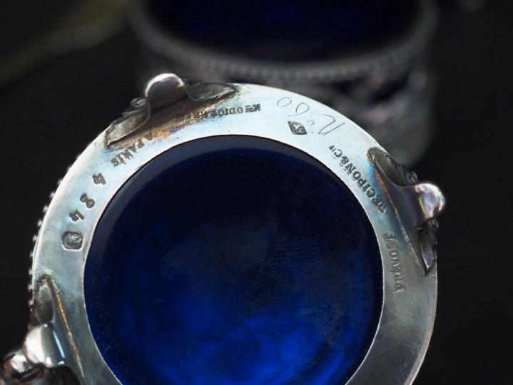 ODIOT.  Garniture de table de style Louis XVI en argent, poinçon Miner