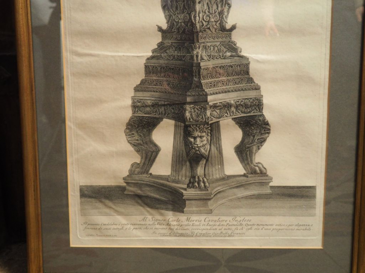 3 différentes gravures en noir d'après Piranèse. Dim. 71 x 36 cm. Dim.