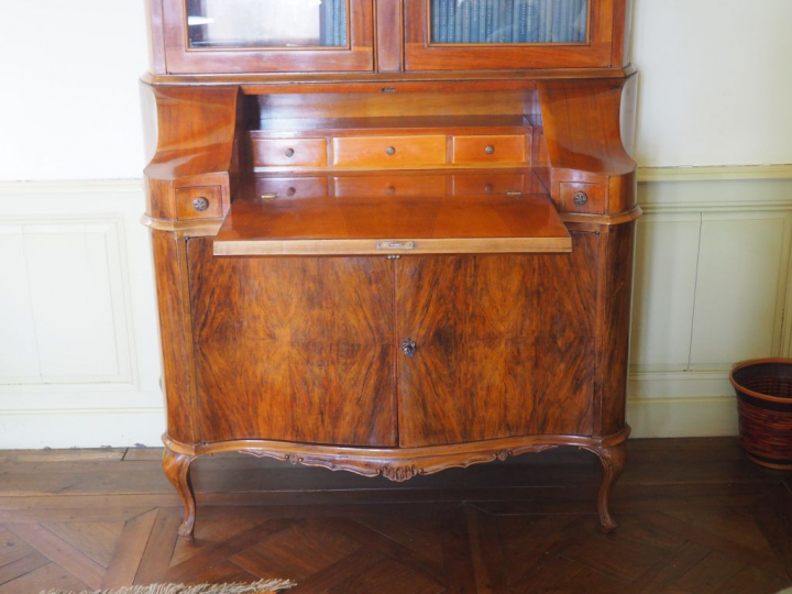 Secrétaire bibliothèque XIXème anglais en noyer et placage de noyer, o