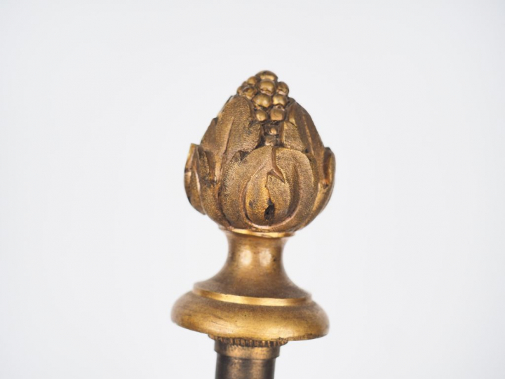 Chine, XVIIe siècle, Petite potiche en porcelaine, famille verte, déco