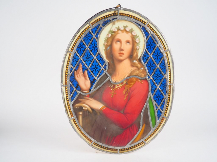 Vitrail ovale XIXème. "Sainte Femme". Dim. 54 x 41 cm