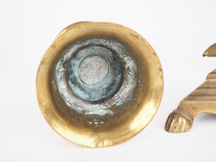 Paire de pique-cierges XVIIème et un pique-cierge XVIIème en bronze. H