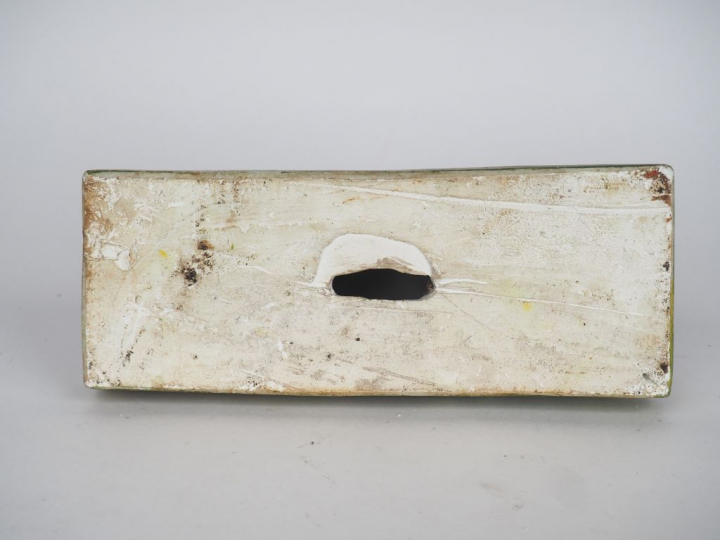 Tirelire début XXème en bois et plâtre polychrome figurant un Saint Be