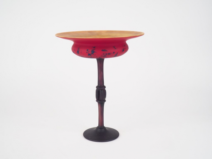 SCHNEIDER.  Coupe bijou H. 24 cm.