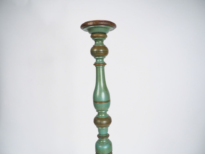 Grande sellette XIXème de style Louis XV en bois laqué vert, piètement