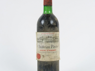 Vente aux enchères 1 BOUTEILLE CHÂTEAU PAVIE 1er GCC ST EMILION - 1975 - LB/BS