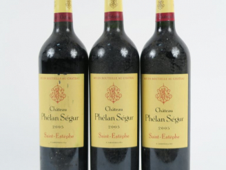 Vente aux enchères 3 BOUTEILLES CHÂTEAU PHELAN SEGUR ST ESTEPHE - 2005
