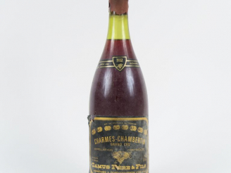 Vente aux enchères 1 MAGNUM CHARMES CHAMBERTIN GC CAMUS PÈRE   FILS - 1982 - CAPS CIRE AB