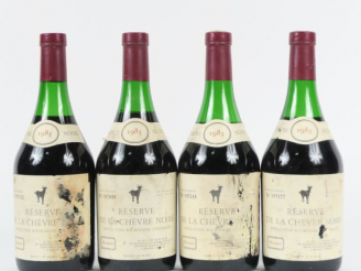 Vente aux enchères 4 BOUTEILLES BOURGOGNE 'RESERVE DE LA CHEVRE NOIRE' BOISSEAUX ESTIVANT