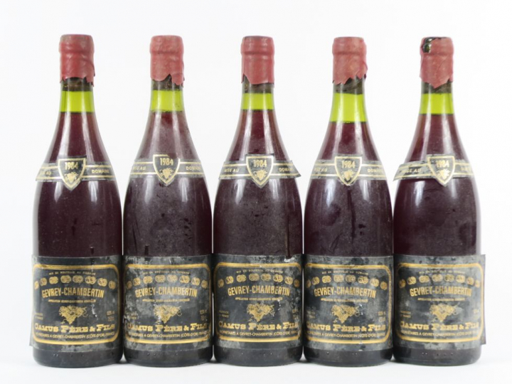 5 BOUTEILLES GEVREY CHAMBERTIN CAMUS PÈRE   FILS - 1984 - EA/CAPS CIRE