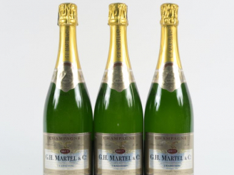 Vente aux enchères 3 BOUTEILLES CHAMPAGNE MARTELL 'TRADITION'