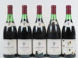 Vente aux enchères 5 BOUTEILLES CORNAS CAVE DE TAIN L'HERMITAGE - 1984 - 1 à 4 CM/2 ELA