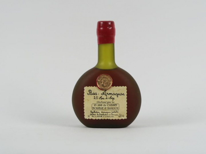1 BOUTEILLE (35 CL) BAS ARMAGNAC '25 ANS' DELORD