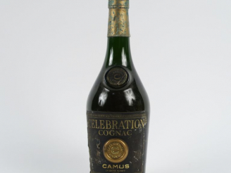 Vente aux enchères 1 BOUTEILLE COGNAC 'CELEBRATION' CAMUS