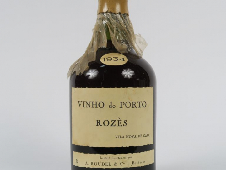 1 BOUTEILLE PORTO ROZÈS - 1934 - CAPS AB