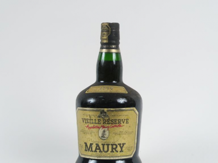 1 BOUTEILLE MAURY 'VIEILLE RESERVE' - 1979