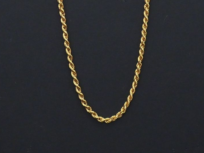 Collier souple en or jaune, maille tressée. Long. 50,5 cm Poids. 6,14 