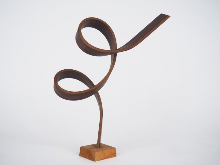 Christian ANDRE - ACQUIER. "Elipses". Sculpture en palissandre. Signée