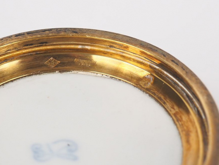 Baguier 1900 en porcelaine allemande en forme de corbeille ajourée, mo