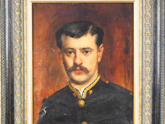 Vente aux enchères Ecole française XXème. "Portrait de militaire". Huile sur toile. Dim. 
