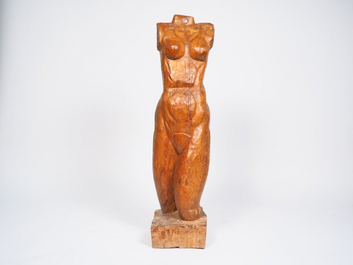 Ecole française XXème "Nu féminin" Sculpture en bois  H. 102 cm