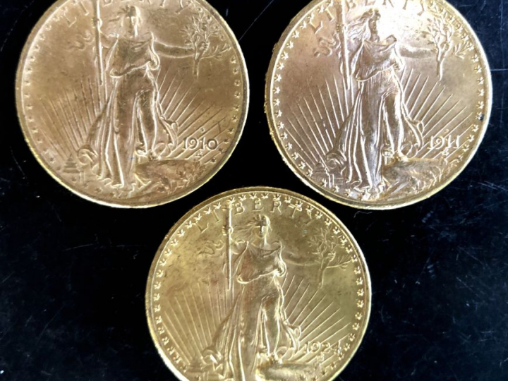 Trois pièces de 20 Dollars or, 1910, 1911 et 1924. FRAIS ACHETEURS 5% 