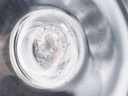 BACCARAT.  Dix verres à Sauternes en cristal.  Signés.