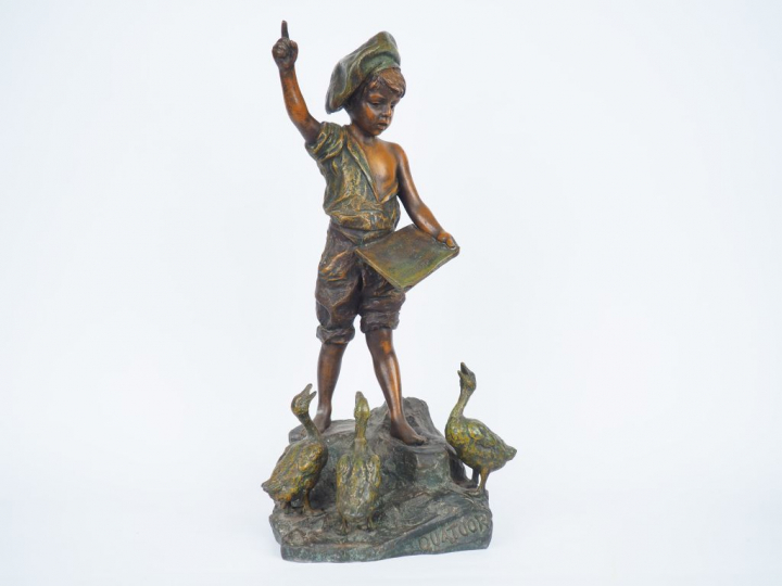 VILLANIS.  "Quatuor"  Sujet en régule.  Signé. H. 56 cm