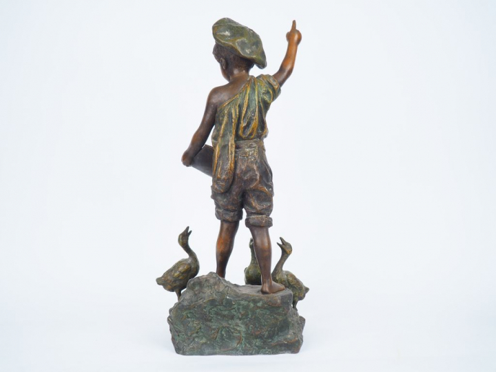 VILLANIS.  "Quatuor"  Sujet en régule.  Signé. H. 56 cm