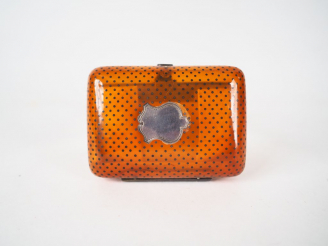 Vente aux enchères Bourse Napoléon III en écaille. 7 x 5 cm