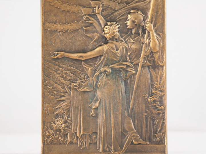 F. VERNON.  Plaque en bronze  "Banquet des tuileries offert aux maires