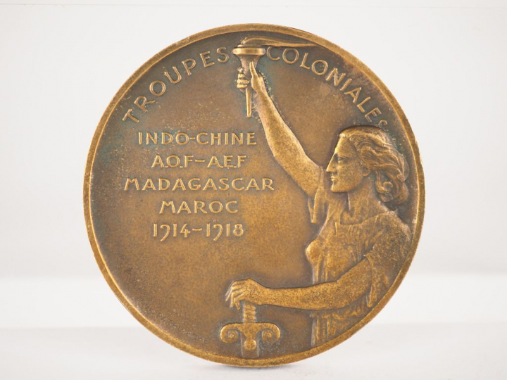L. PATRIARCHE.  Médaille en bronze 'Troupes coloniales'.