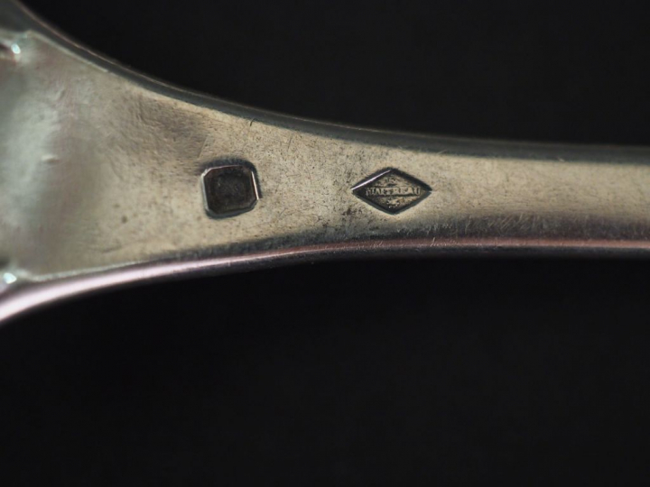 Suite de six grands couverts en argent, poinçon Minerve, modèle unipla