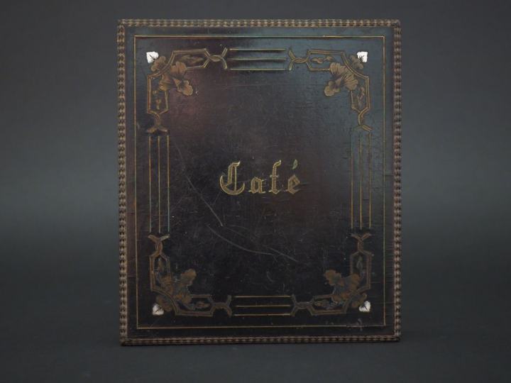 Service à café de style Louis XV en vermeil, poinçon Minerve, à décor 