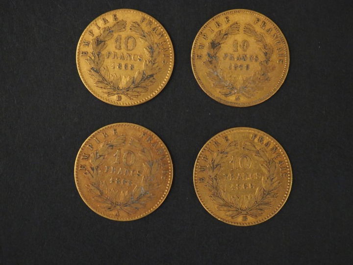 Quatre pièces de 10 Francs or, 1858-A, 1866-BB, 1868-BB et 1868-A. FRA