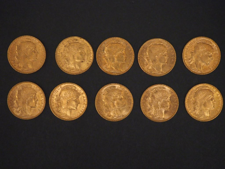 Dix pièces de 20 Francs or, 1907. FRAIS ACHETEURS 5% TTC.