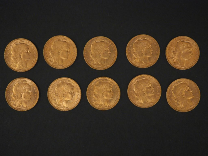 Dix pièces de 20 Francs or, 1907. FRAIS ACHETEURS 5% TTC.