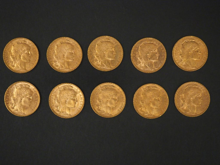 Dix pièces de 20 Francs or, 1907. FRAIS ACHETEURS 5% TTC.