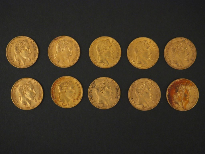 Dix pièces de 20 Francs or, 1865-A (x6), 1865-BB (x3) et 1866-A.  FRAI