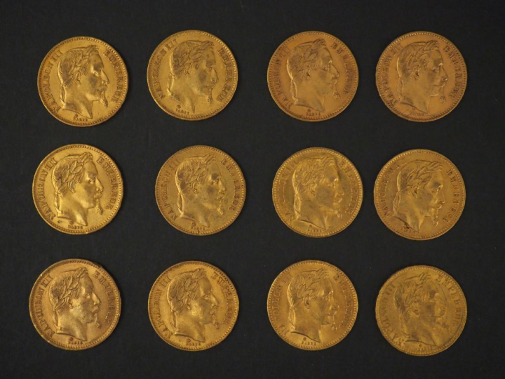 Douze pièces de 20 Francs or, 1867-A (x2), 1867-BB (x4), 1868-A (x4) e