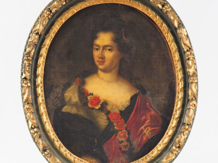 Ecole française XVIIIIème.  "Portrait de dame en médaillon". Huile sur