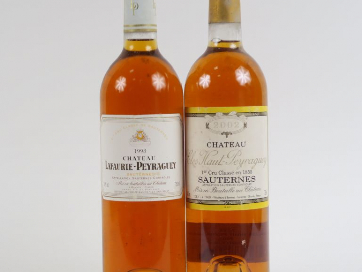2 BOUTEILLES 1er CC SAUTERNES : 1 CHÂTEAU LAFAURIE PEYRAGUEY 1998 - 1 