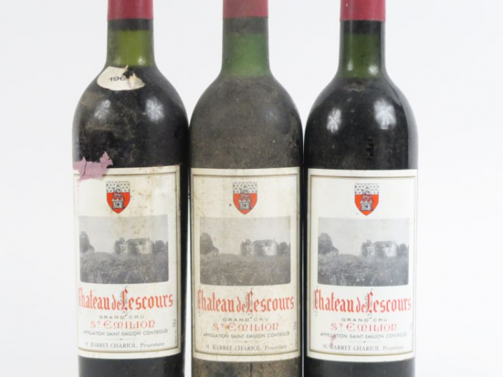 3 BOUTEILLS CHÂTEAU LESCOURS GCC ST EMILION - 1966 - 1 BG/2 LB/PRÉSUMÉ
