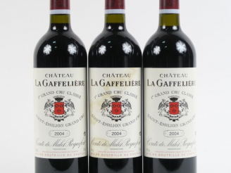 Vente aux enchères 3 BOUTEILLES CHÂTEAU LA GAFFELIERE 1er GCC ST EMILION - 2004 - 1 ETLT