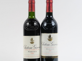 Vente aux enchères 2 BOUTEILLES CHÂTEAU GISCOURS GCC MARGAUX - 1 de 1986 LB/1 de 2001